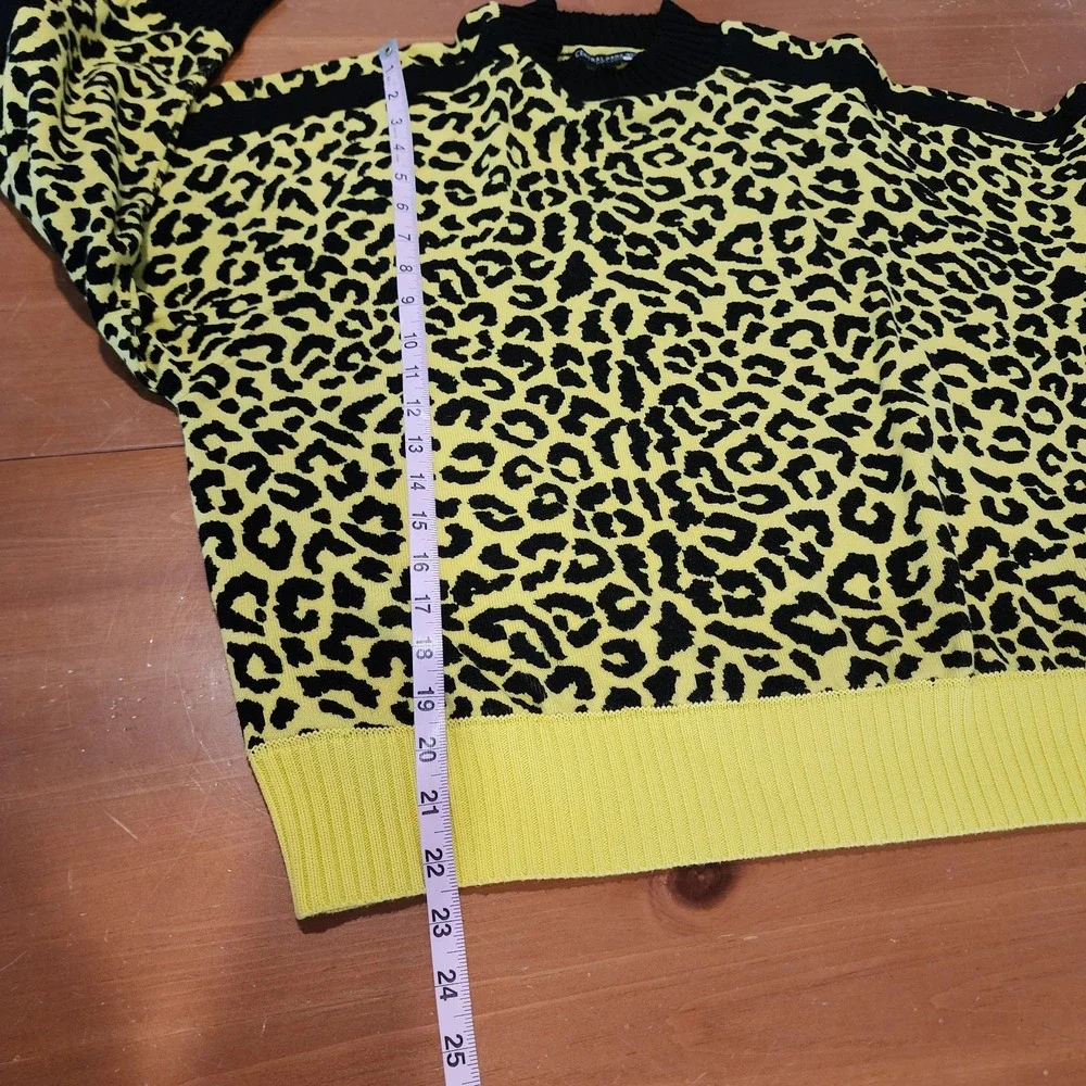 Central Park West Sweater Womens Medium Neon Yellow Leopard Ribbed Crewneck Cozy
